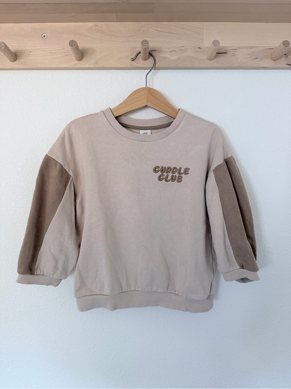 H&M Cuddle Club Beige & Brown Toddler Sweatshirt